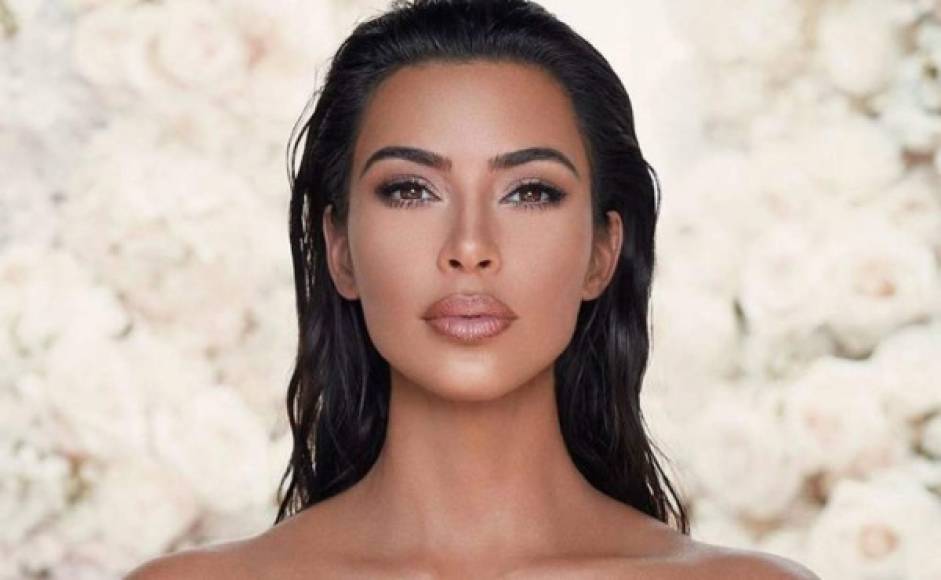 Kim Kardashian ha dejado con la boca abierta a sus fans después de mostrar una imagen suya con la cara lavada.