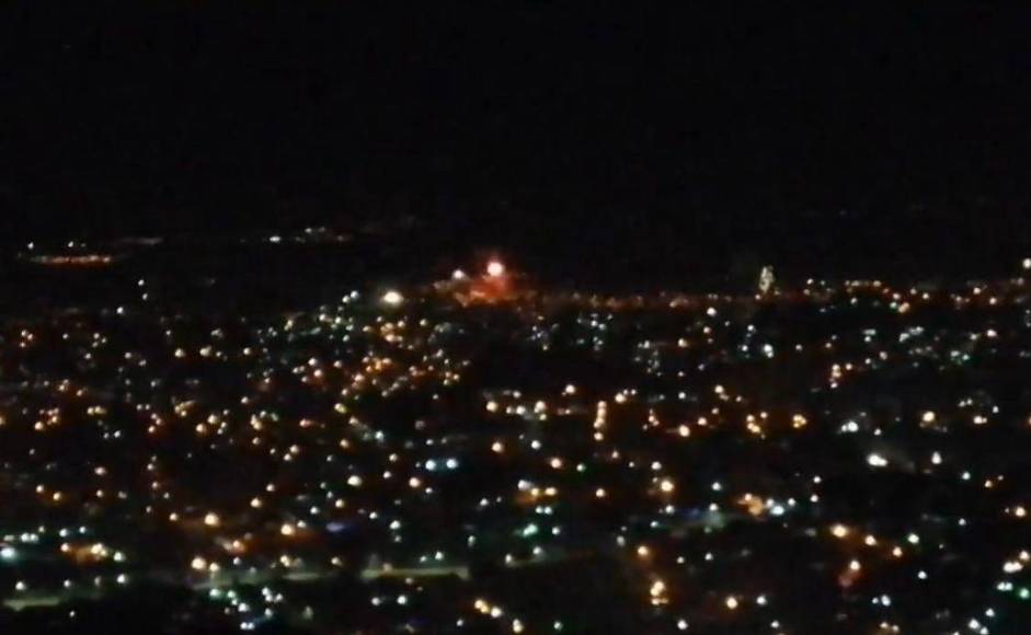 En la capital Tegucigalpa, los fuegos artificiales engalanaron la noche del 24 de diciembre. 