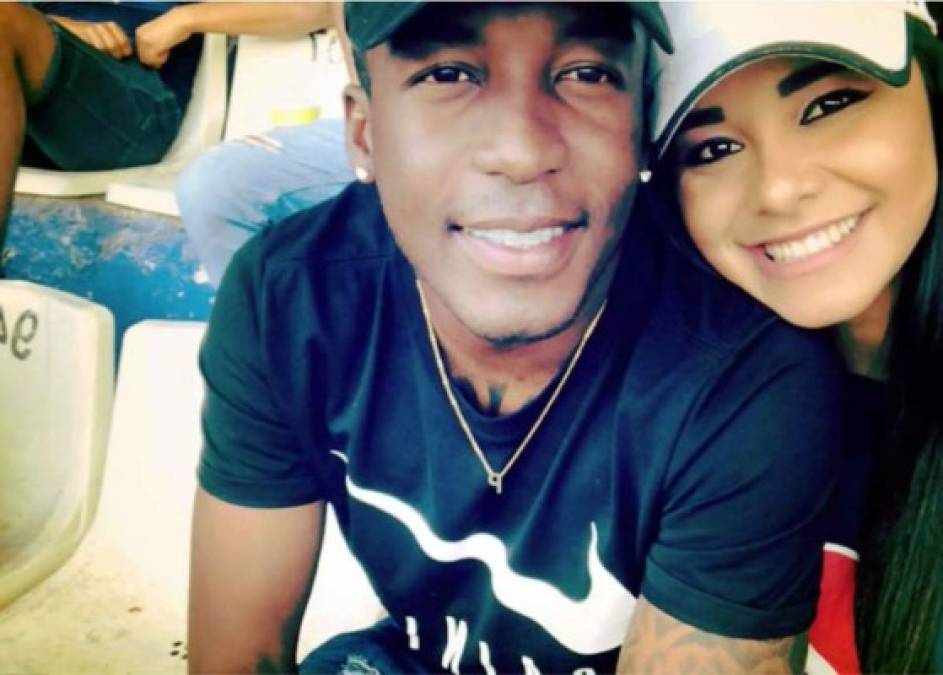 Yuridia Pineda comenzó una relación en 2018 con el mediocampista del Olimpia, John Paul Suazo, y hace unos meses terminaron. “No hablaré mal de él y decir que no fue suficiente hombre para mí. Quizá viví algo bonito con él, pero ya sentía eso, tenía esa atracción y ya hablaba con mi pareja actual, pero éramos amigas. Quizá no completaba, yo no estaba siendo real porque ocultaba una parte de mí en él”, detalló.