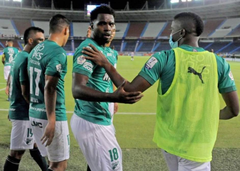 La motivación de la presentadora colombiana funcionó al futbolista y Marco Pérez se despachó con dos goles para la victoria del Deportivo Cali (1-2) de visita contra el Junior de Barranquilla. El cuadro verdiblanco no vencía al rojiblanco en Barranquilla hacía 12 años.