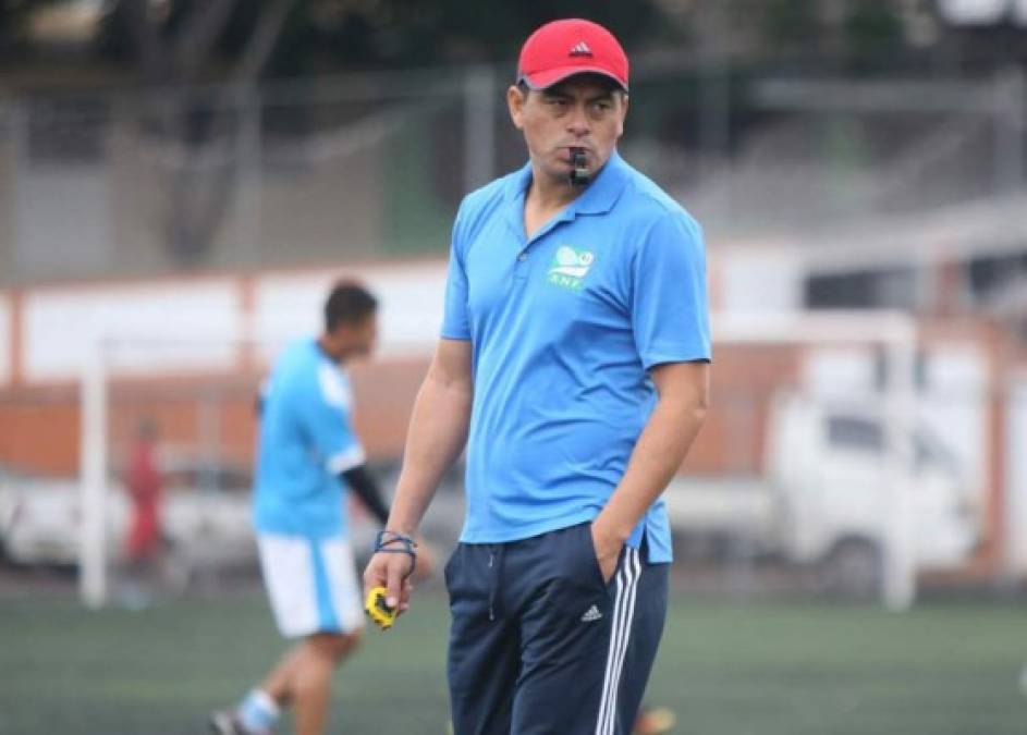 Reynaldo Tilguath: El entrenador seguirá en el Tegucigalpa FC para lo que será su debut en la Liga Nacional de Honduras.