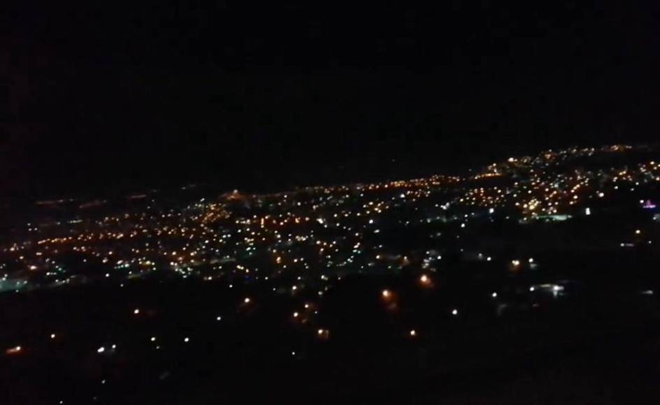 Tegucigalpa se vio envuelta en un hermoso juego de luces que acapararon la atención de muchos capitalinos. 