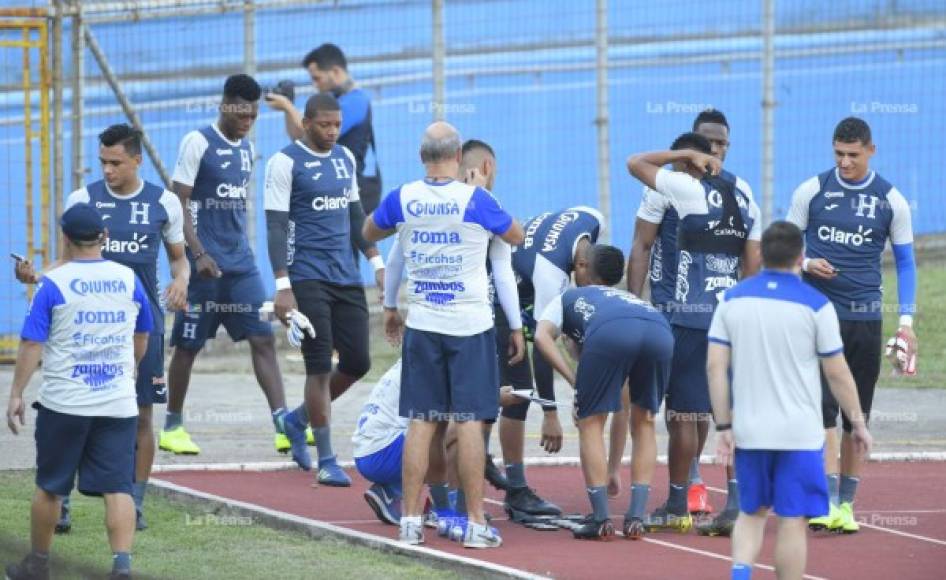 La selección de Honduras se alista para enfrentarse este martes 26 de marzo a Ecuador en Nueva Jersey. Este juego marcará el debut de Fabián Coito al frente de la Bicolor.