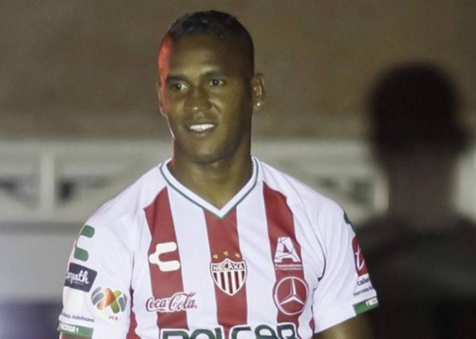 Brayan Beckeles: Tras ser dado de baja en el Necaxa de México, en el Olimpia están interesados en volver a contar con los servicios del lateral hondureño. 'Si pudiera venir, nosotros encantados, es de la casa', dijo Osman Madrid.