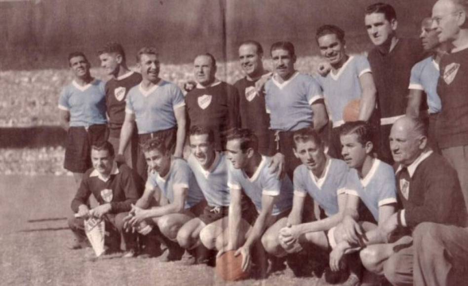 Mundial de Brasil 1950 - El Mundial disputado en Brasil, en el año 1950, dejó uno de los recuerdos más memorables de la historia de los Mundiales. Uruguay lograría su segundo galardón al imponerse a la Canarinha (2-1) en la final disputada en el estadio de Maracaná. El llamado 'Maracanazo' todavía sigue siendo recordado por todos los aficionados al fútbol.