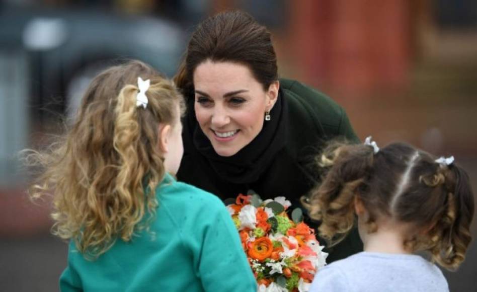 Según varios medios británicos, la duquesa de Cambridge cometió un error durante su visita con el príncipe William al austero pueblo de Blackpool.