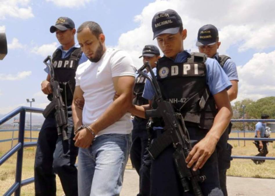 El hondureño Jairo Aly Arias Mejía, alias King Arthur, extraditado en junio de 2017 a Estados Unidos, fue condenado a 140 meses de prisión (11 años 6 meses) por conspirar para fabricación de al menos 500 gramos de metanfetamina.