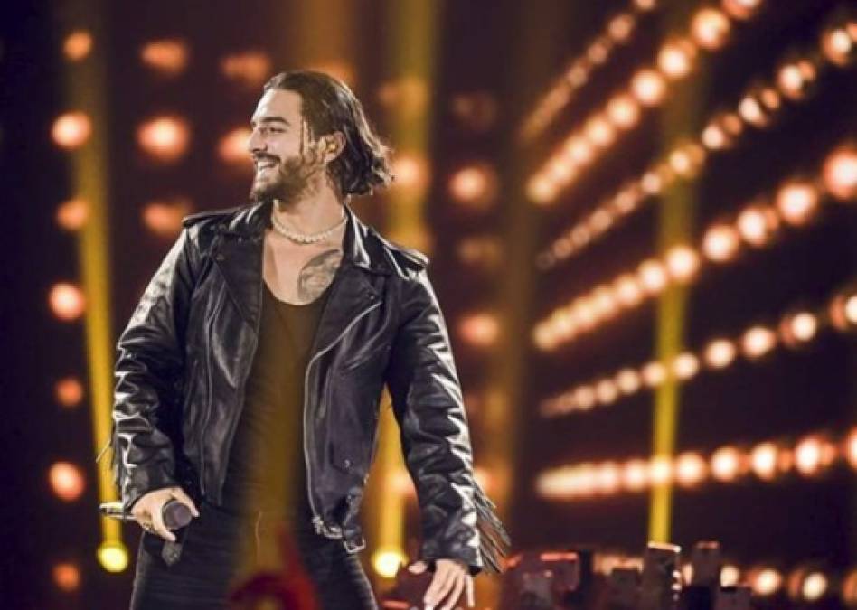 Maluma sorprendió con una versión acústica de 'Marinero'.