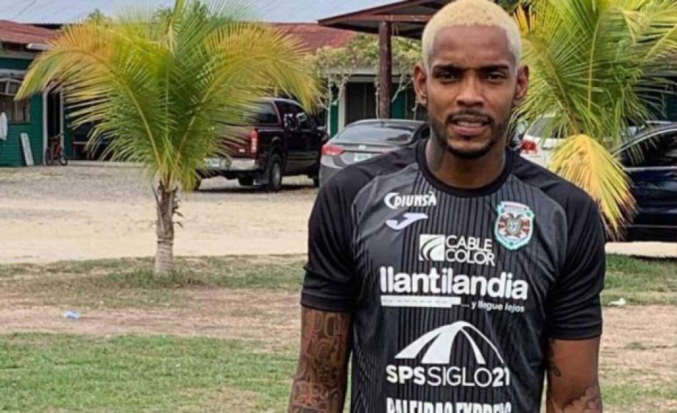 Azhamar Ariano:El defensor panameño llegó a Honduras y se unió a la pretemporada del Marathón. El zaguero llega procedente del Tauro.