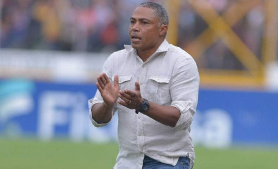 Reynaldo Clavasquín: Se ha convertido en el nuevo DT del Valle FC de la segunda división.