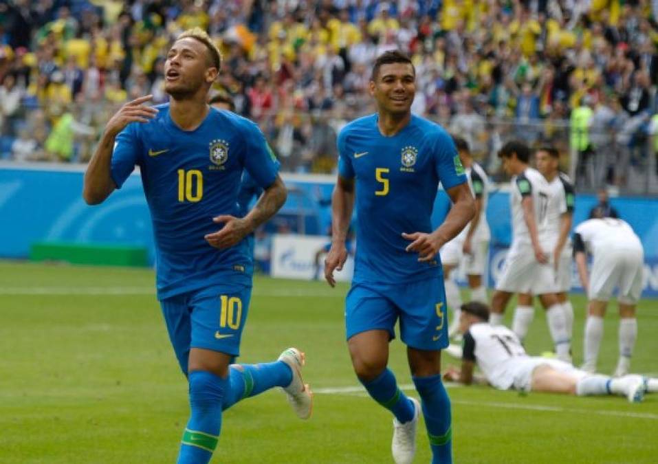 Neymar con los dedos de sus manos hizo un gesto en el que les dejó entrever a los ticos que ya estaban muertos, sin opciones de seguir en el Mundial.