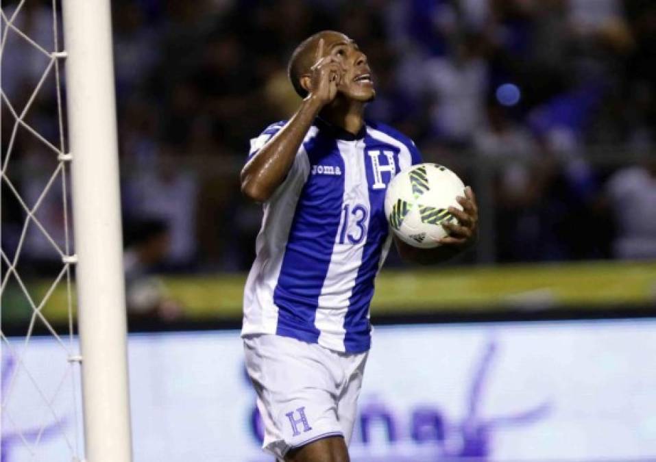 Eddie Hernández: Su convocatoria dio frutos en el cierre de la hexagonal, marcó dos goles, uno a Costa Rica y otro a México.