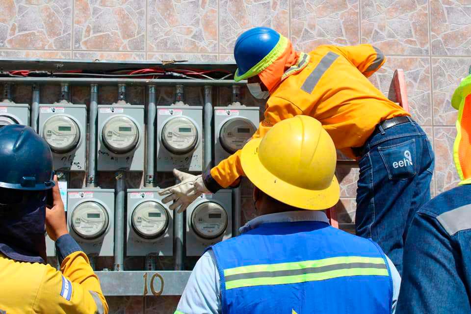 Gobierno estima subsidiar L1,900 millones por ajuste a tarifa eléctrica