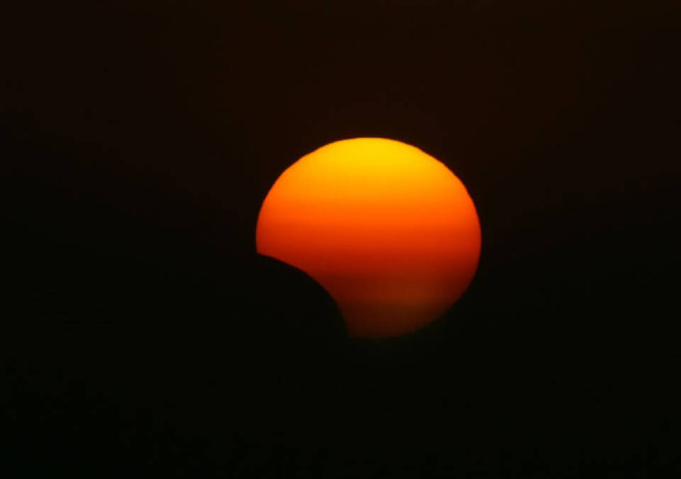 El eclipse visto desde Arbil, al norte de Iraq. Safin Hamed- AFP