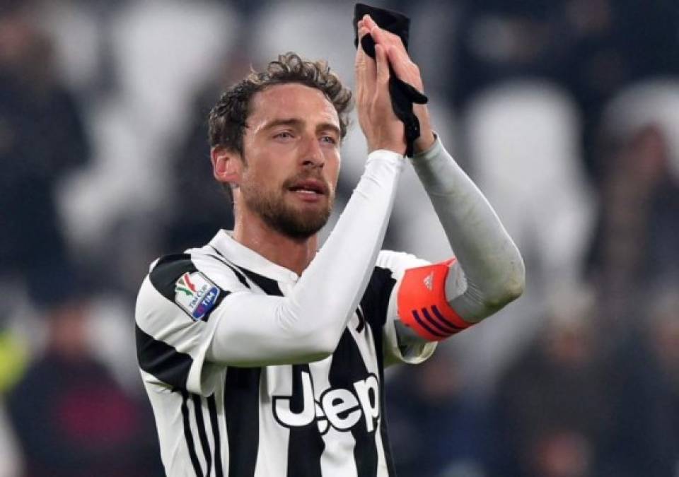 Claudio Marchisio rescinde su contrato con la Juventus y se convierte en agente libre. El centrocampista italiano pone fin a una etapa de 25 años en el club de su vida, toda una leyenda. Su destino apunta a Francia: Mónaco o Niza.
