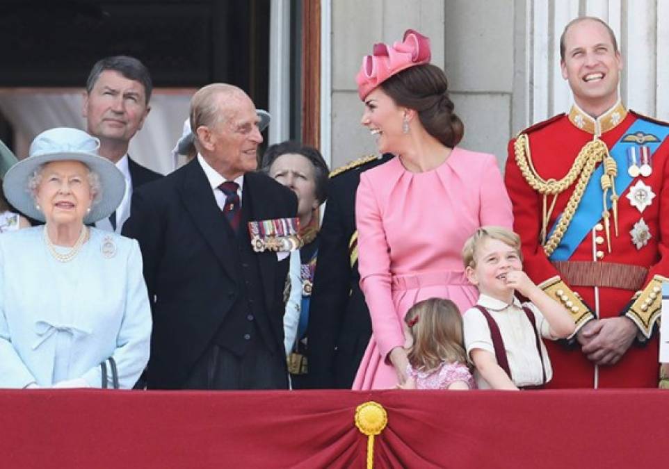 Kate, que tenía una cercana relación con el duque de Edimburgo, dejó los resentimientos atrás y llevó a Harry a hablar con su hermano tras el funeral.