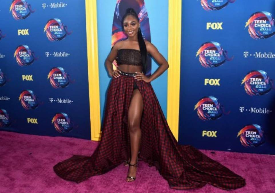 INGLEWOOD, CA - AUGUST 12: Normani Hamilton attends FOX's Teen Choice Awards at The Forum on August 12, 2018 in Inglewood, California. Frazer Harrison/Getty Images/AFP