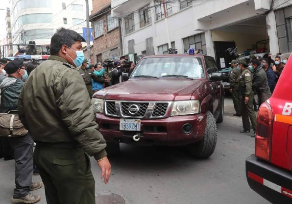 Momento en que era trasladada hasta el Centro de Orientación Femenina de Obrajes, donde debe cumplir su detención preventiva, en La Paz