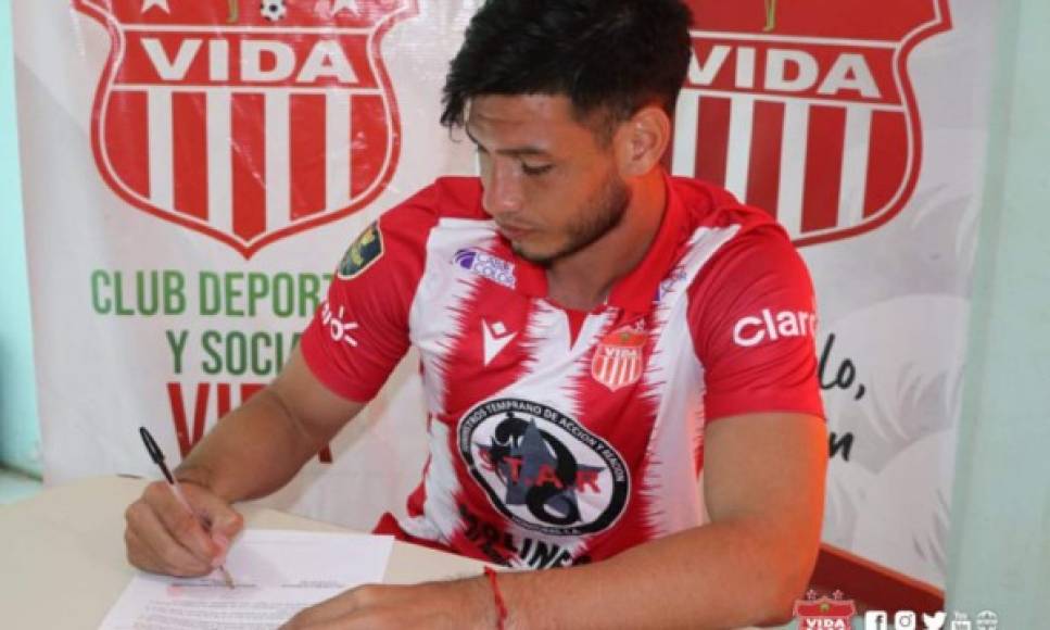 Oficial. El defensa central Jeffri Flores, de 26 años, ha renovado su contrato por un año más con el Vida de La Ceiba.