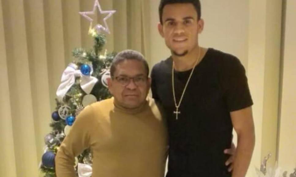 Sin embargo, su padre Luis Manuel Díaz sigue desaparecido y las autoridades siguen en la búsqueda del también entrenador y este domingo han revelado el aumento de la recompensa para ayudar con su paradero.