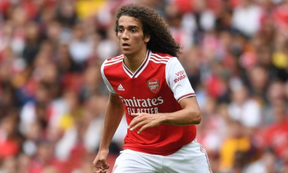 Con el objetivo de reforzar su zona de volantes, el PSG se ha unido a la puja por Mattéo Guendouzi, volante francés que ha entrado en la lista de transferibles del Arsenal. El centrocampista también está en la mira del Barcelona.