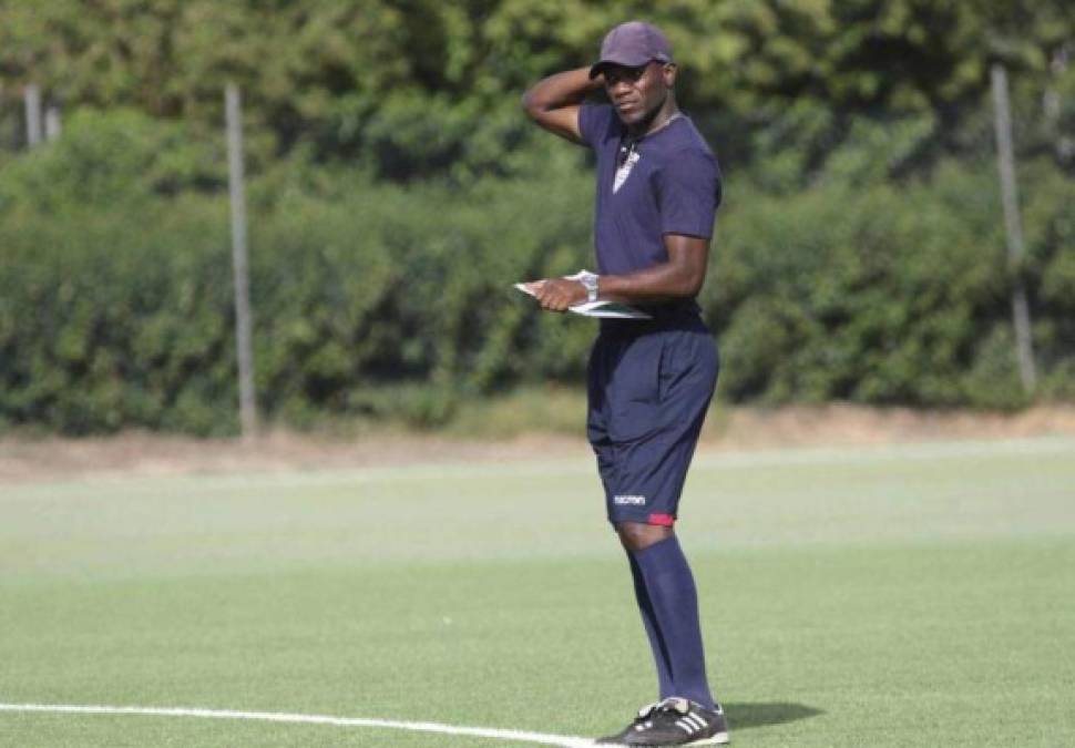 Tras su retiro del fútbol en el 2013, David Suazo ha incursionado como entrenador y ya tuvo su experiencia con el Brescia de la Serie B de Italia.