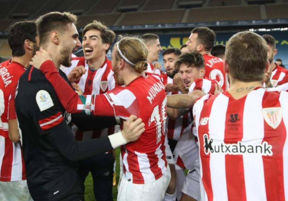 El Athletic se impuso en un partido muy igualado, en el que repitió el guión de su victoria en la semifinal contra el Real Madrid, presionando arriba la salida del Barça.