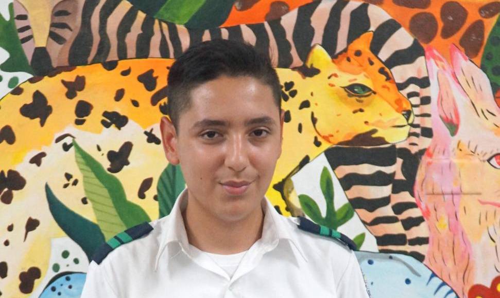 José Luis Núñez Villanueva, de 15 años de edad, estudiante del duodécimo de Bachillerato en Ciencias y Humanidades, es también una de las seis mentes más brillantes de esta institución educativa, cuenta con un índice académico del 99%.