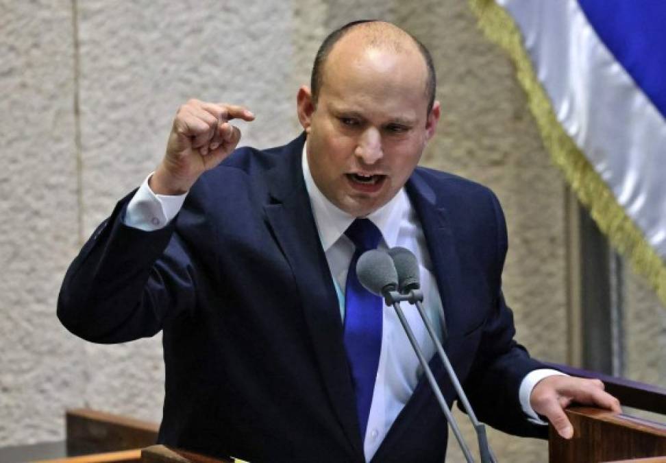 Naftali Bennet se convirtió en el nuevo primer ministro, en una votación histórica en el Parlamento israelí.