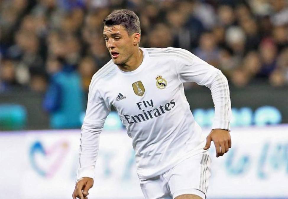 El Real Madrid sabe que la Juventus de Turín trata de hacerse con el fichaje de Mateo Kovacic para reforzar su centro del campo y parece que en estos últimos días de mercado de fichajes acelerarán las negociaciones para incorporarlo a su plantilla. Massimiliano Allegri lleva semanas tratando de convencer a la directiva bianconera de que haga un esfuerzo para firmar al croata ya que cree que puede tener un muy buen papel dentro de su plantilla.