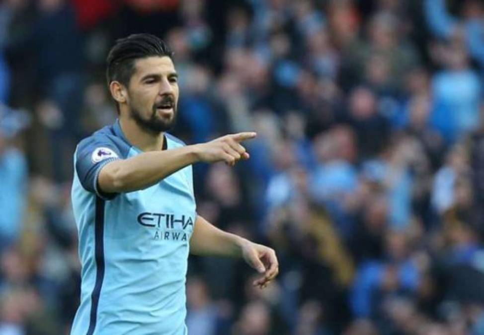 Nolito es otro de los que llegó con enorme expectativa y sería dado de baja.