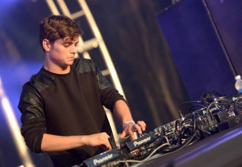 Con sus 17 millones de dólares, el popular Martin Garrix se planta en la posición 8.