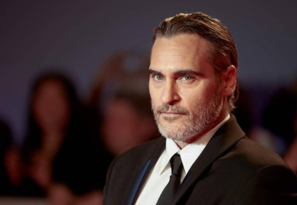 Joaquín Rafael Bottom, mejor conocido como Joaquín Phoenix, cumple hoy 45 años. El actor se ha convertido en el hombre del momento gracias a su brillante interpretación del atormentado Arthur en 'Joker'.