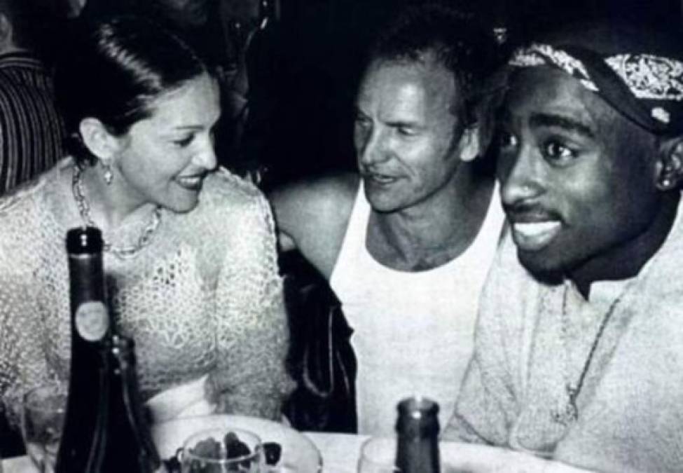Madonna, Sting y Tupac pasan el rato. <br/>