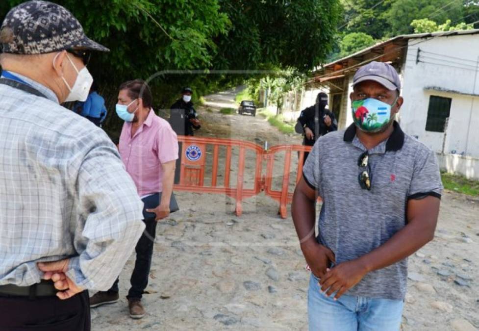 Las pesquisas policiales indican que en el sector de Tela donde se dio el hallazgo ayer y otra zona colindante llamada Campo Elvir han descubierto varios cementerios clandestinos por lo que no descartan que los restos encontrados podrían ser del niño Enoc Pérez, quien desapareció el 2 de diciembre de 2019 cuando llegó de vacaciones de España donde vivía con su mamá.