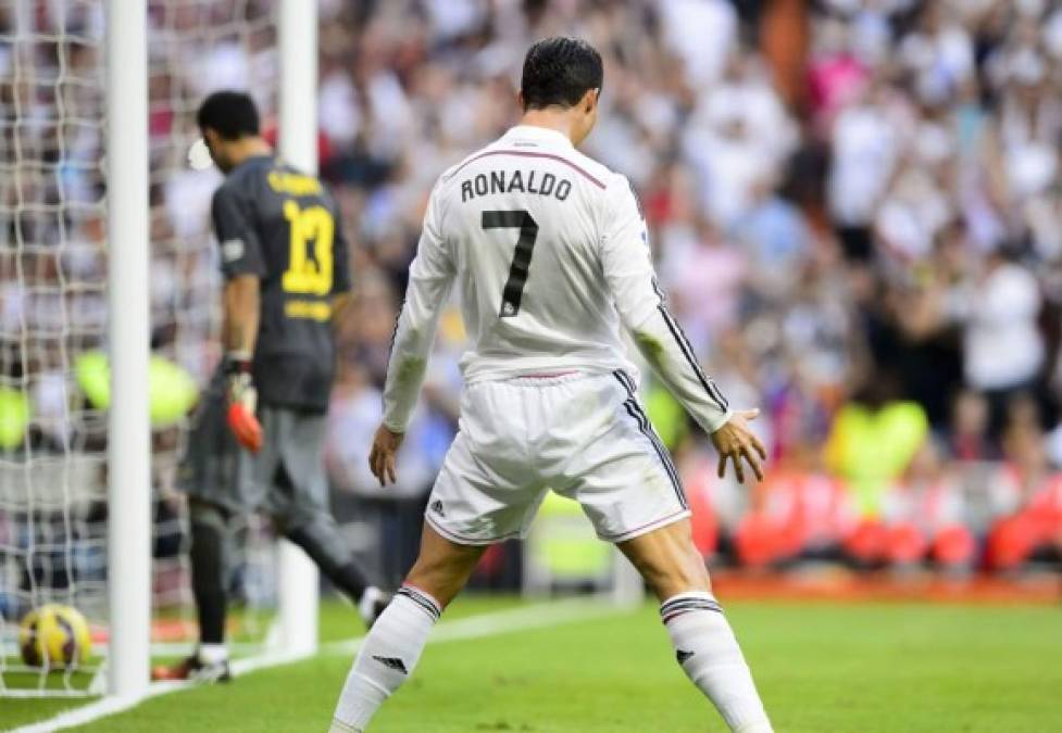 Cristiano Ronaldo rompió la imbatibilidad de Claudio Bravo.