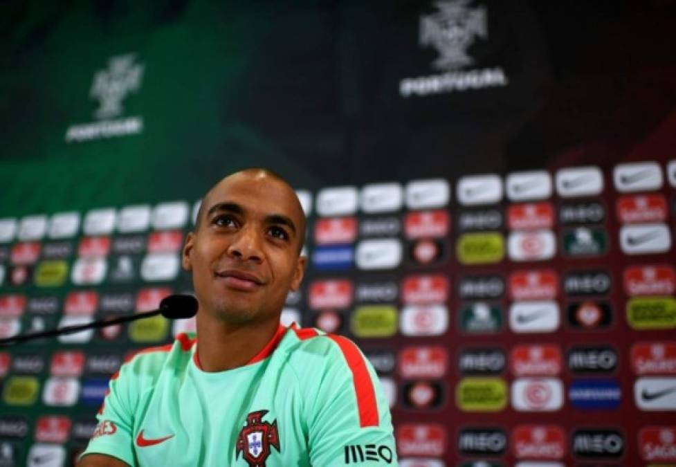 El Villarreal CF lleva varias semanas tanteando el fichaje del portugués Joao Mario. El Inter de Milán bajó sus pretensiones de 10 a 8 millones de euros y rechazó una oferta del Sporting de Portugal, donde ha militado cedido esta temporada. Foto AFP.