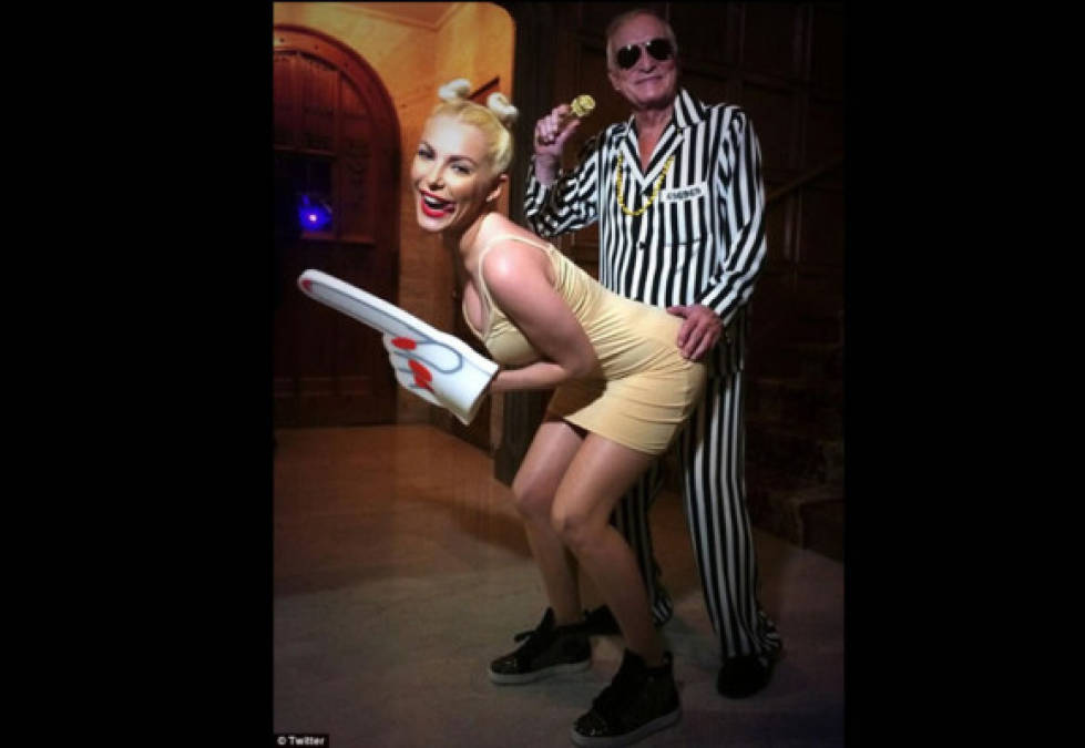 Hugh Hefner y Crystal Harris se disfrazan de Robin Thicke y Miley Cyrus para Halloween.