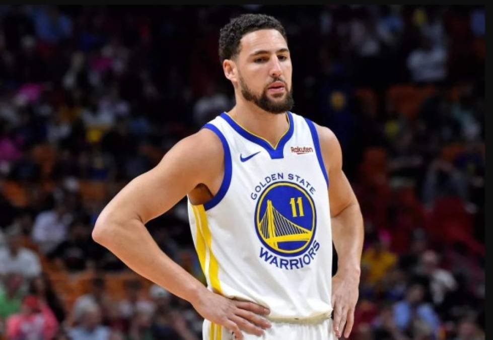 Klay Thompson<br/><br/>El basquetbolista de los Golden State Warriors es el nuevo amor de la mexicana.<br/><br/>El jueves 25 de abril de 2019 la pareja fue vista en una cita romántica en el restaurante A.O.C. en West Hollywood, según reportó el portal TMZ.