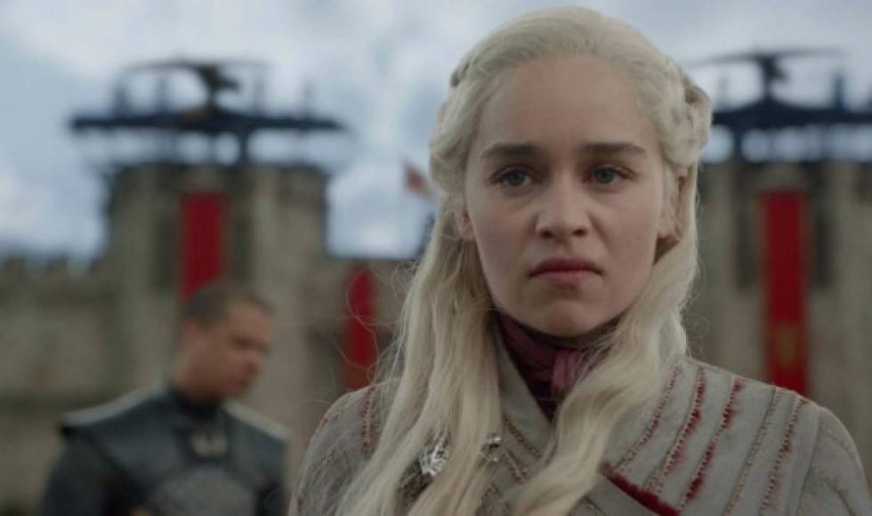 - Daenerys Targaryen: Los fanáticos de la serie han visto como la niña de aspecto angelical se convertía en Madre de Dragones y han sucumbido ante su historia de mujer hecha a sí misma. Su reciente transformación en asesina de masas ha enrabietado a los seguidores, que siempre perdonaron su lado oscuro.<br/>