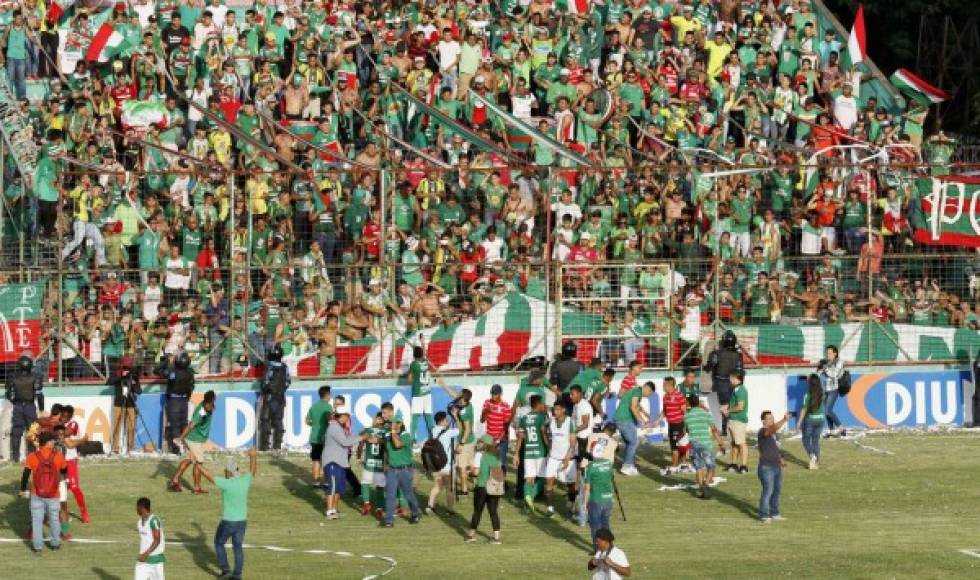 Cierre temporal del estadio Yankel Rosenthal de San Pedro Sula.