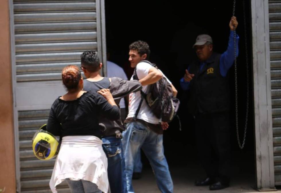 En la balacera resultaron heridas siete personas, entre ellas un niño de un año de edad, quienes fueron llevados al hospital escuela.