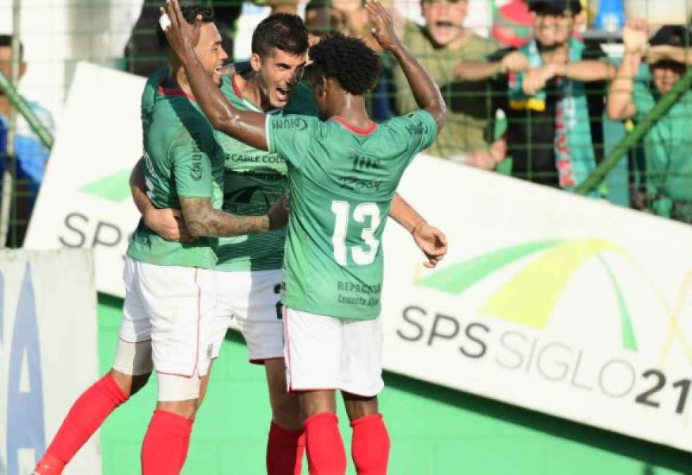 Al minuto 70, Bruno Volpi intentó penetrar la defensa aurinegra con una pared, que fue interceptada, pero el rebote le cayó nuevamente al argentino quien con un derechazo se estrenó como goleador y puso el 3-0.