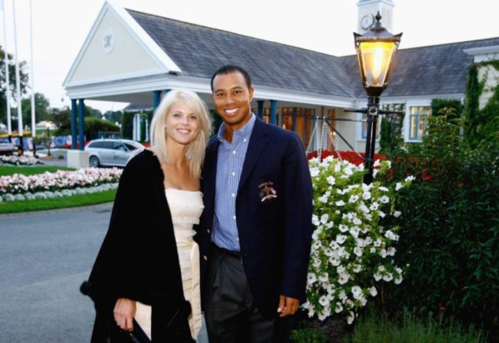 Tigers Woods - El escándalo de infidelidades y adicción al sexo no sólo le salió muy caro mediáticamente al golfista estadounidense, sino que también propició la separación de su esposa Elin Nordegren, y un acuerdo de divorcio muy caro.