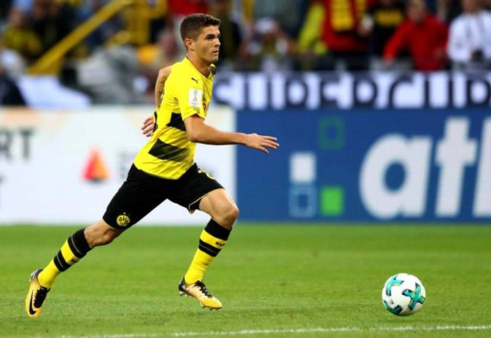 Bombazo. Christian Pulisic, estrella de Estados Unidos y que juega en el Dotmund, suena para llegar a nada más y nada menos que al Real Madrid. Medios informan que el chico llegaría al club español como reemplazo de Gareth Bale.