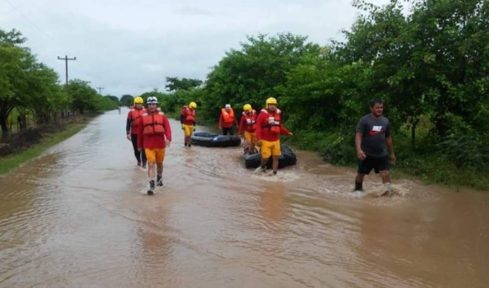 Su labor ha sido indispensable durante la evacuación de los 6,979 hondureños que estuvieron en grave peligro.