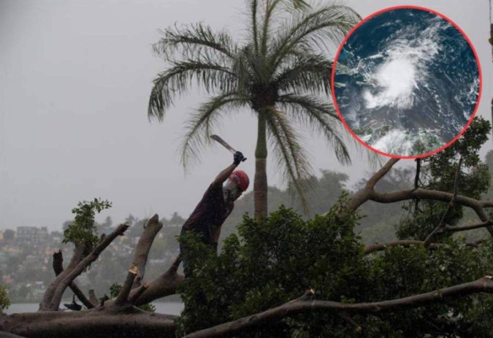 Todo el territorio dominicano está en estado de alerta ante la inminente llegada al país de la tormenta tropical 'Isaías', la cual es de gran tamaño, anunció este jueves el Centro de Operaciones de Emergencias (COE).<br/>