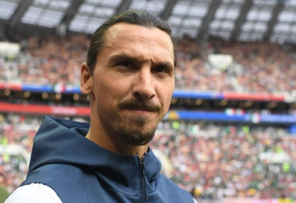 Ibrahimovic no fue convocado por el entrenador de Suecia pero no le ha impedido ir a Rusia y ha disfrutado del encuentro entre Alemania - México