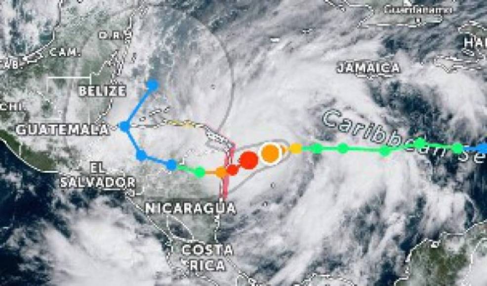 Según los modelos matemáticos meteorológicos, el huracán Eta impactará este martes, entrando por la costa Caribe de Nicaragua y dirigiéndose hacia gran parte del territorio hondureño.