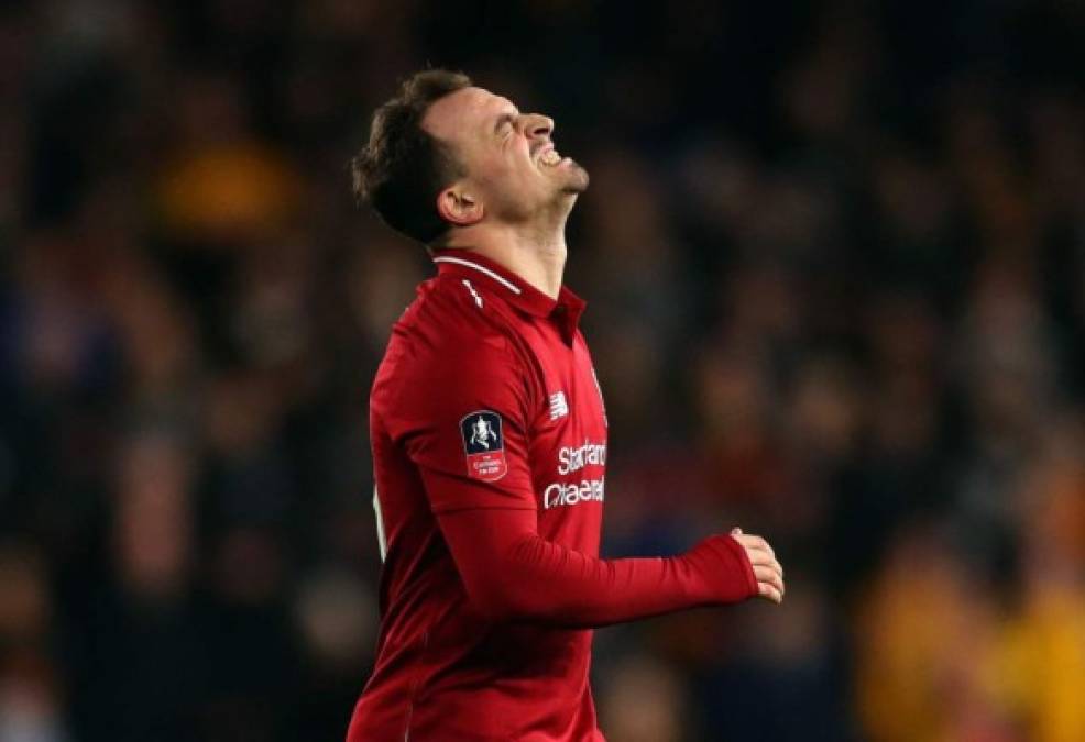 Shaqiri: El centrocampista suizo amenazó con irse del Liverpool debido a los pocos minutos que está teniendo. 'Estoy decepcionado, a nadie le gusta estar en el banquillo. Tengo que pensar en ello y encontrar una solución', dijo.